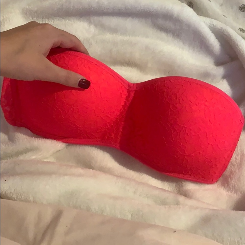 VS Pink Strapless (push up) bra